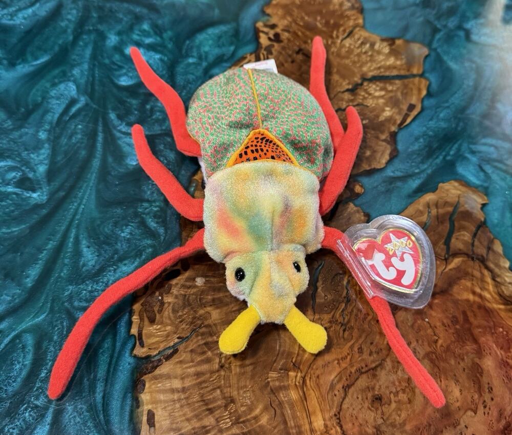 TY BEANIE BABY SCURRY THE BEETLE NEW WITH TAGS PE PELLETS 2000